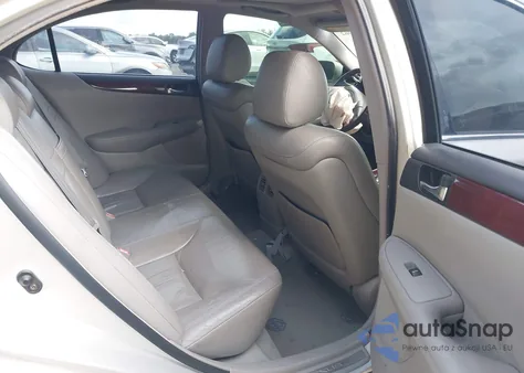 2002 Lexus Es 300 z USA, uszkodzony, nr VIN JTHBF30GX20016732